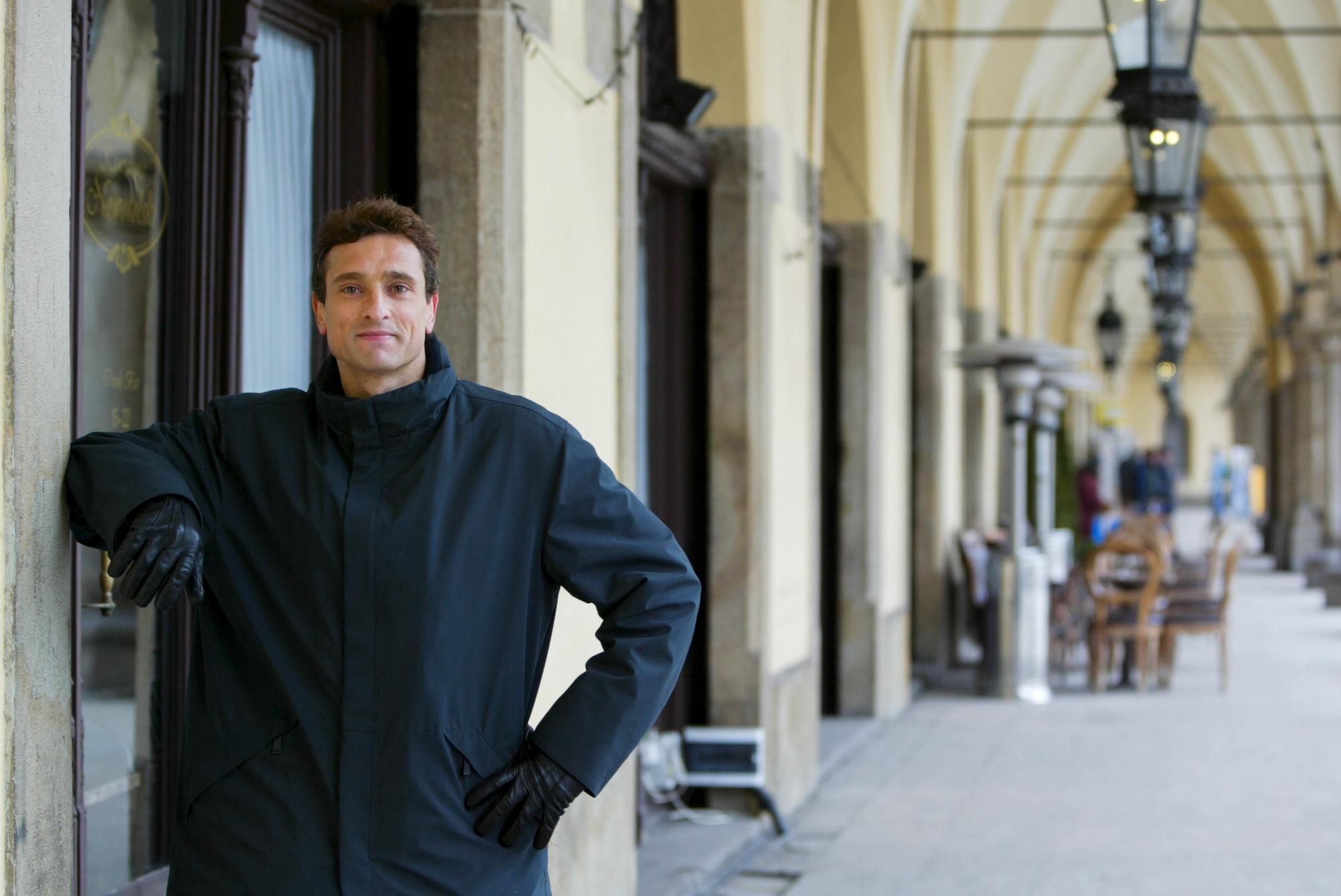 Angelo Hugues
